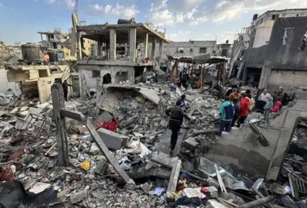 Ataques de Israel em Gaza deixam mais de 300 mortos e quebram cessar-fogo