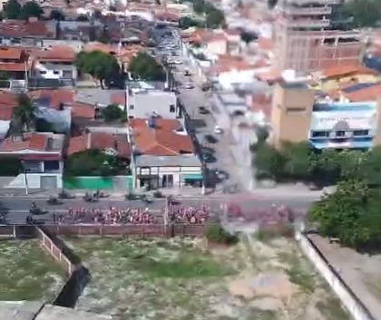 Comando da PM prefere escoltar torcida do que combater briga de torcedores em Natal
