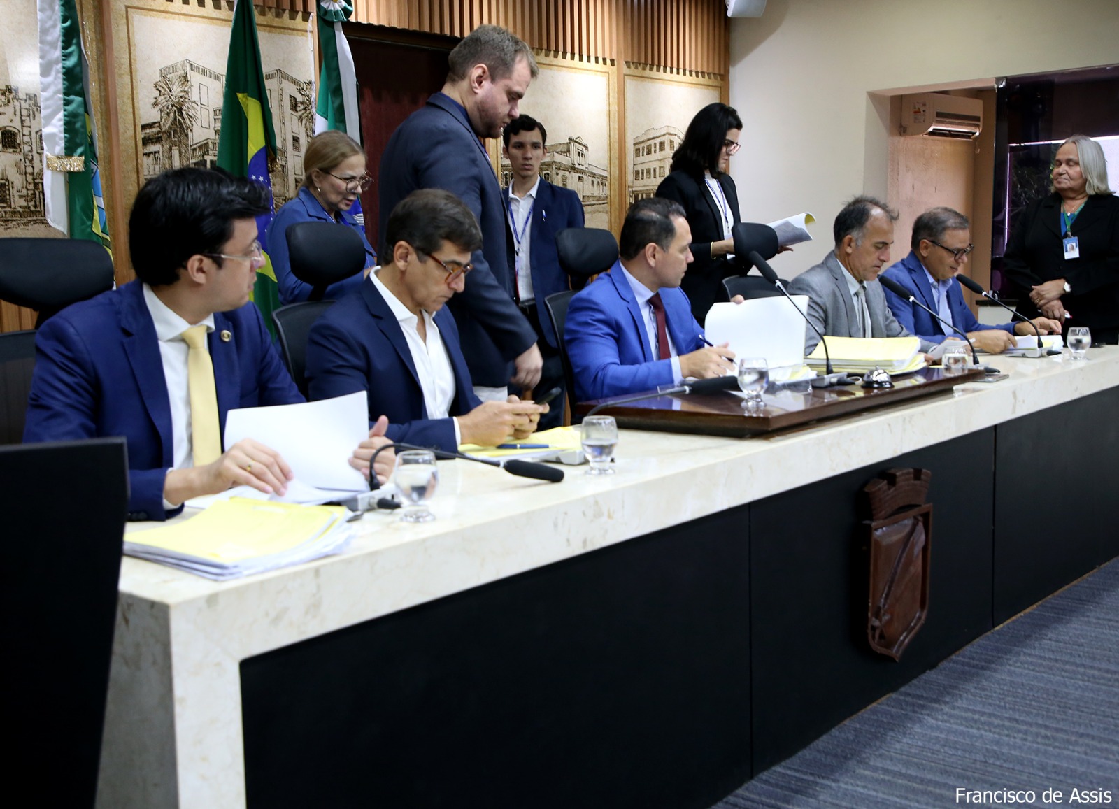 Comissão de Justiça analisa 42 projetos e aprova audiência pública sobre ZPAs