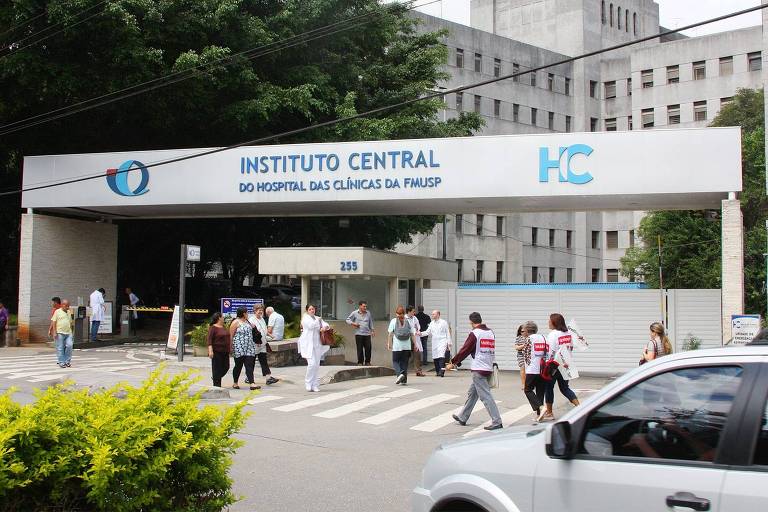 Alunas de medicina zombam de jovem que recebeu transplante e família pede retratação