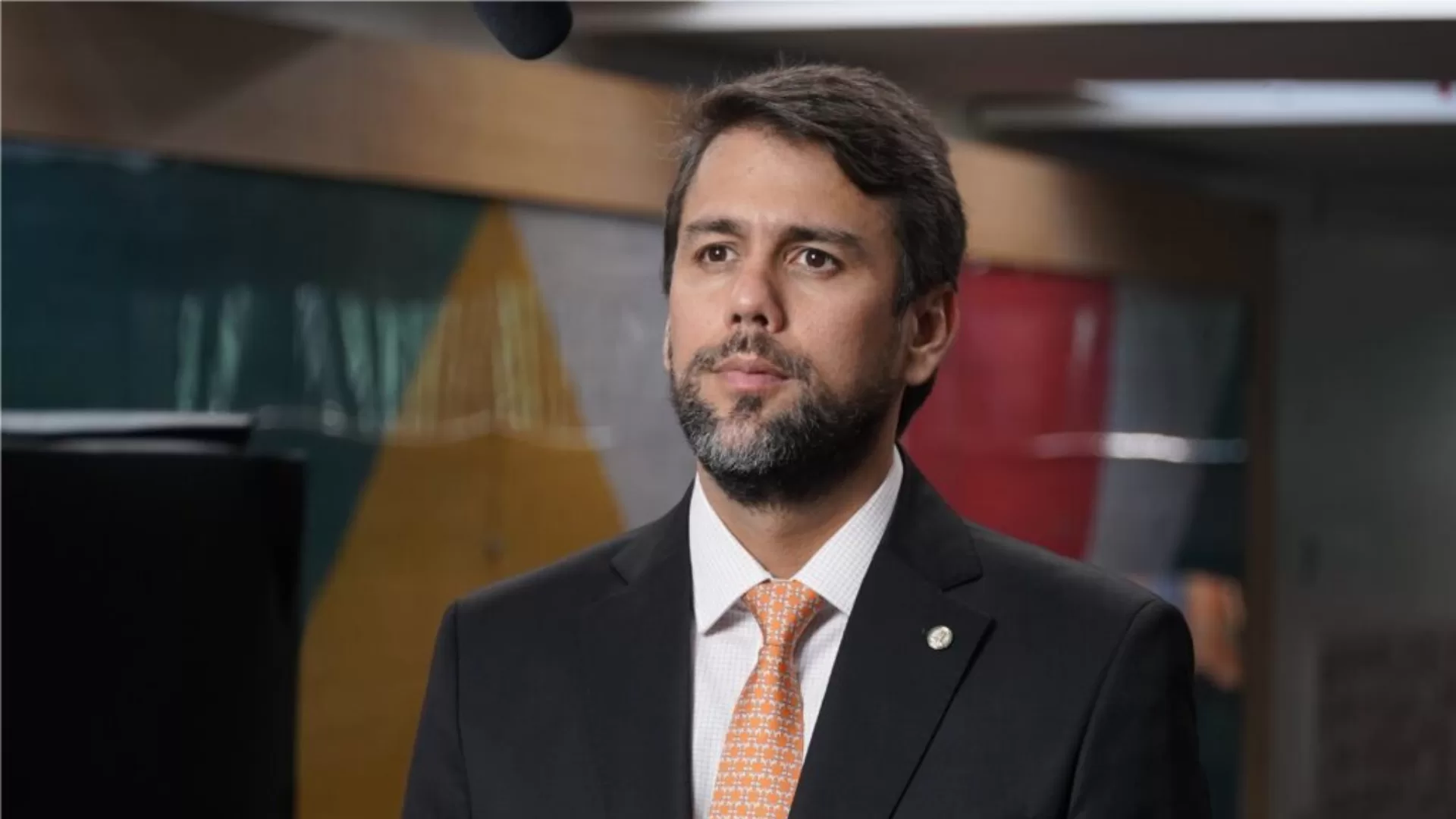 Design-sem-nome-2025-04-08T182441.473-png.webp