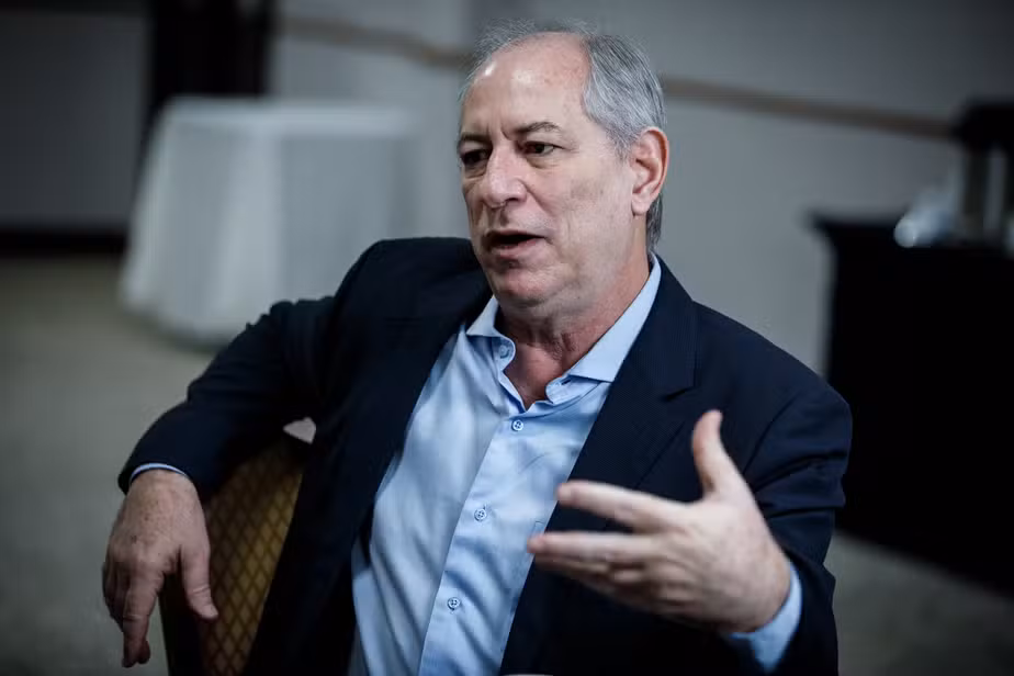 107049193-pa-brasilia-df-24-05-2024-entrevista-exclusiva-politico-ciro-gomes-fotografia-brenno-c.avif