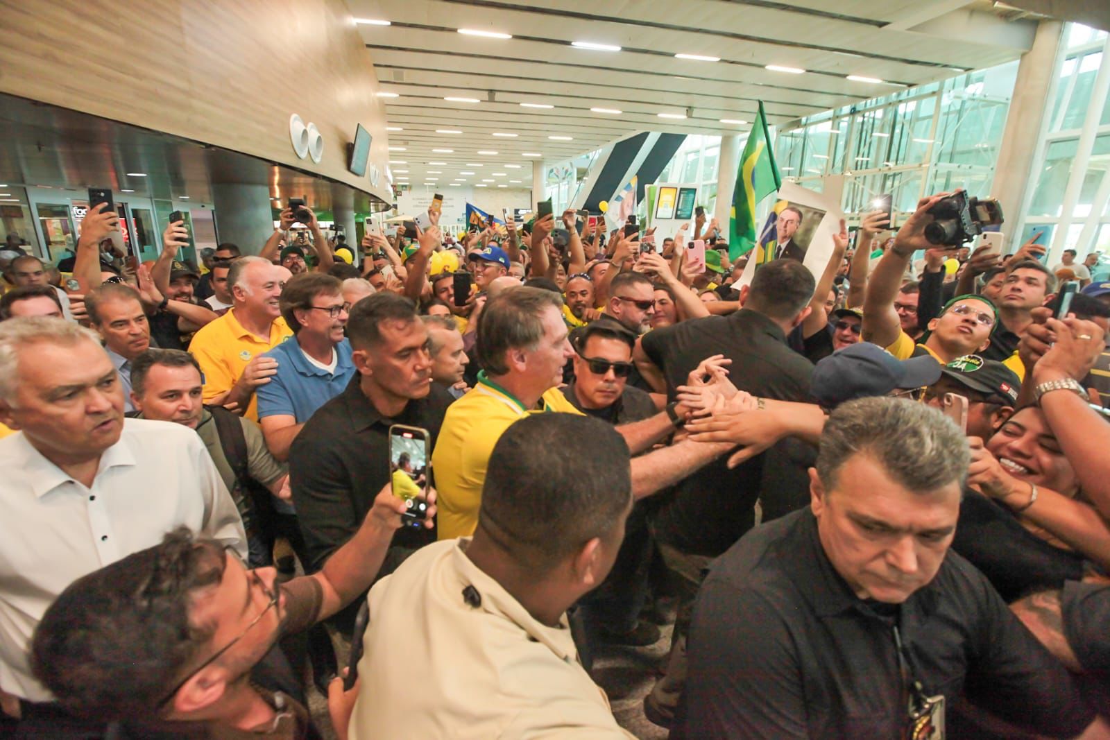 É ou não o ex mais amado do Brasil