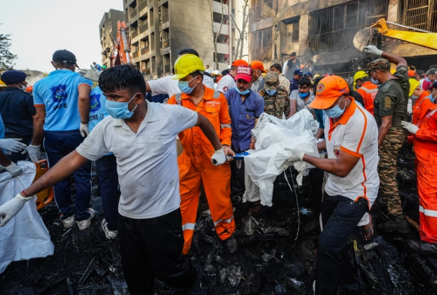 Novo balanço aponta 279 mortos em queda de avião na Índia
