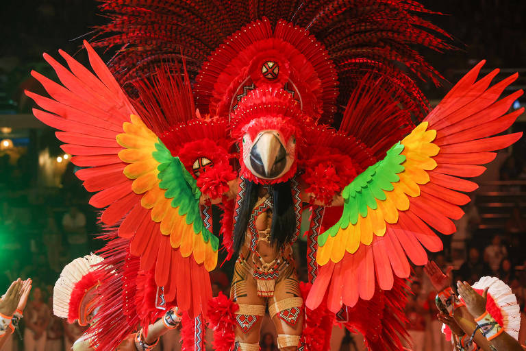 Boi Garantido vence o festival de Parintins