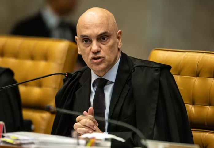 Moraes repreende advogado em audiência no STF: ‘Enquanto eu falo, o senhor fica quieto’