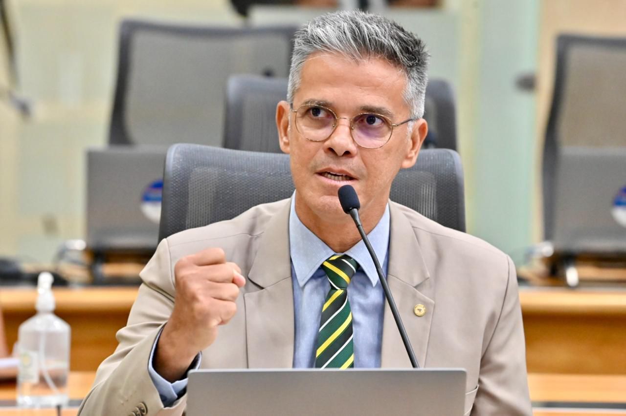 Deputado Coronel Azevedo agradece população de Santa Cruz pelo bom resultado na pesquisa da Consult