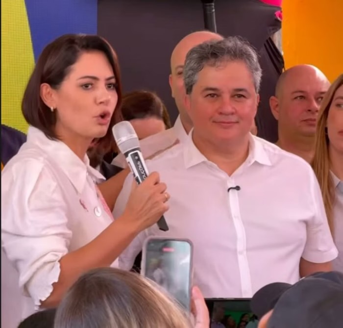 Líder do União no Senado rompe com Lula e divide palanque com Michelle