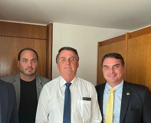 carlos jair flavio bolsonaro