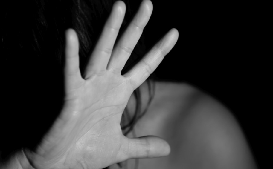 Brasil tem 17 denúncias de violência contra mulher por hora, diz ministério