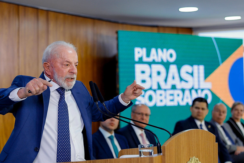 Governo Lula lança Brasil Soberano no escuro