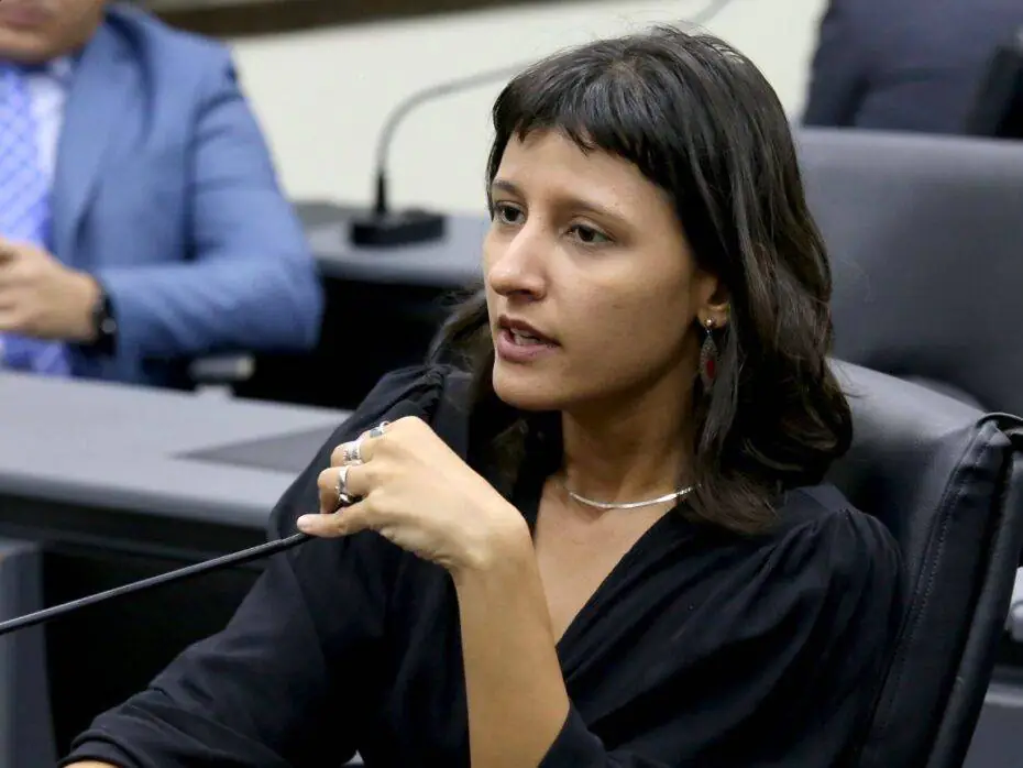 Brisa2-930x698.webp