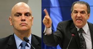 Moraes manda apreender passaporte de Silas Malafaia