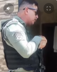 FireShot Capture 150 - SARGENTO DA PM DA BRONCA EM MÃE POR USAR D3OGA NA FRENTE DOS FILHOS_ - [www.youtube.com].png