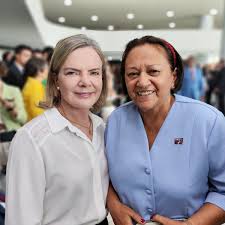 Gleisi fatima bezerra