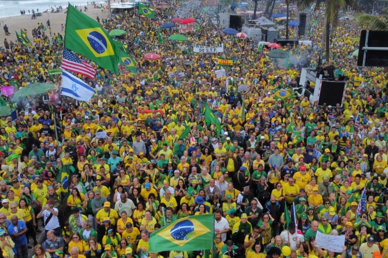 Manifestação a favor da anistia e pela liberdade marca o 7 de Setembro no Rio de Janeiro