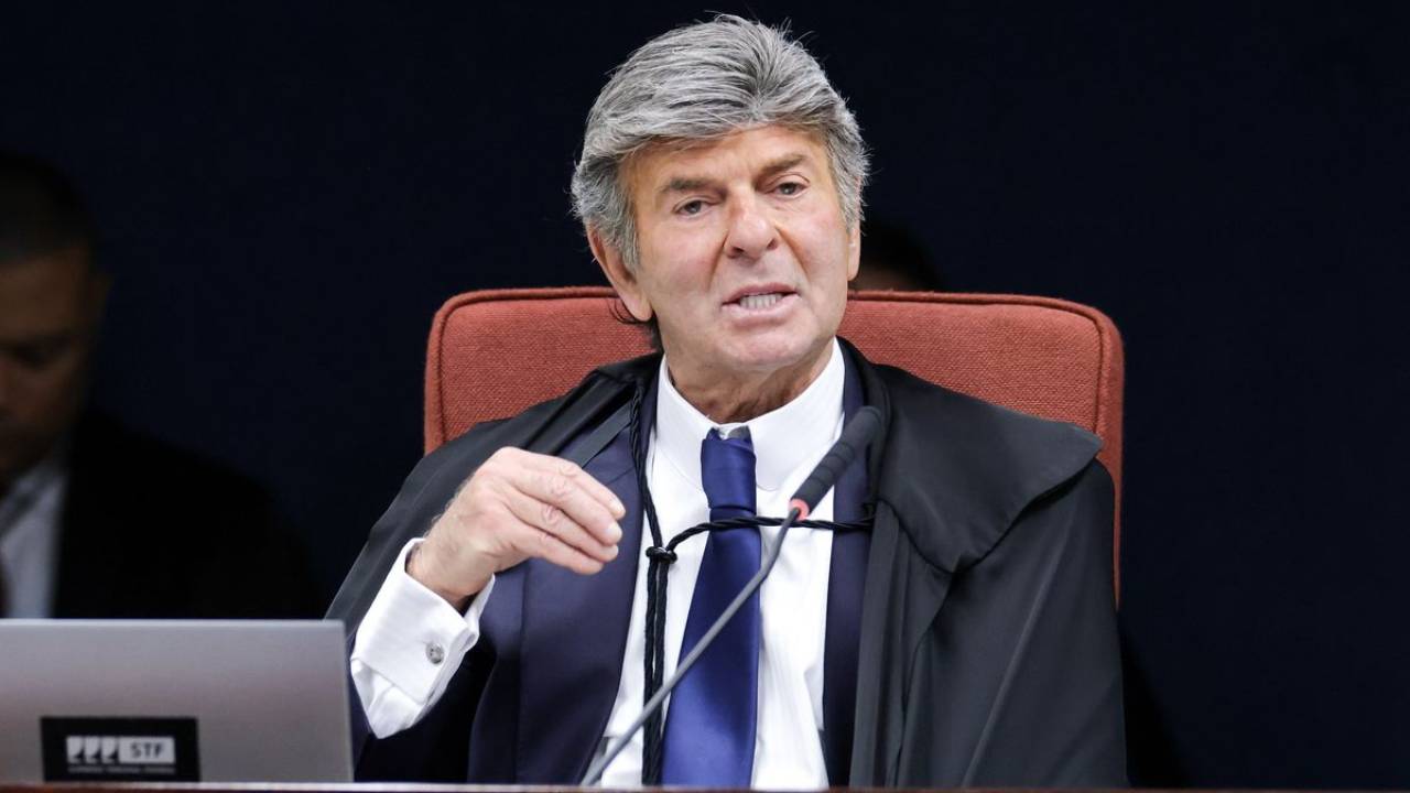 0a5dc4c3-ministro-luiz-fux-nao-admite-condenar-bolsonaro-e-reus-por-danos-do-8-de-janeiro-foto-gustavo-morenostf.jpg
