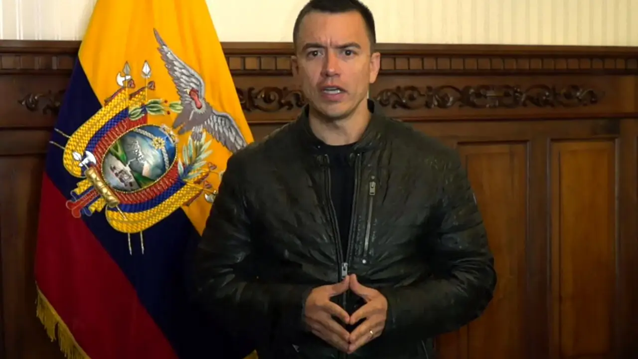 Em meio a protestos e crise, presidente do Equador, Daniel Noboa, é alvo de atentado