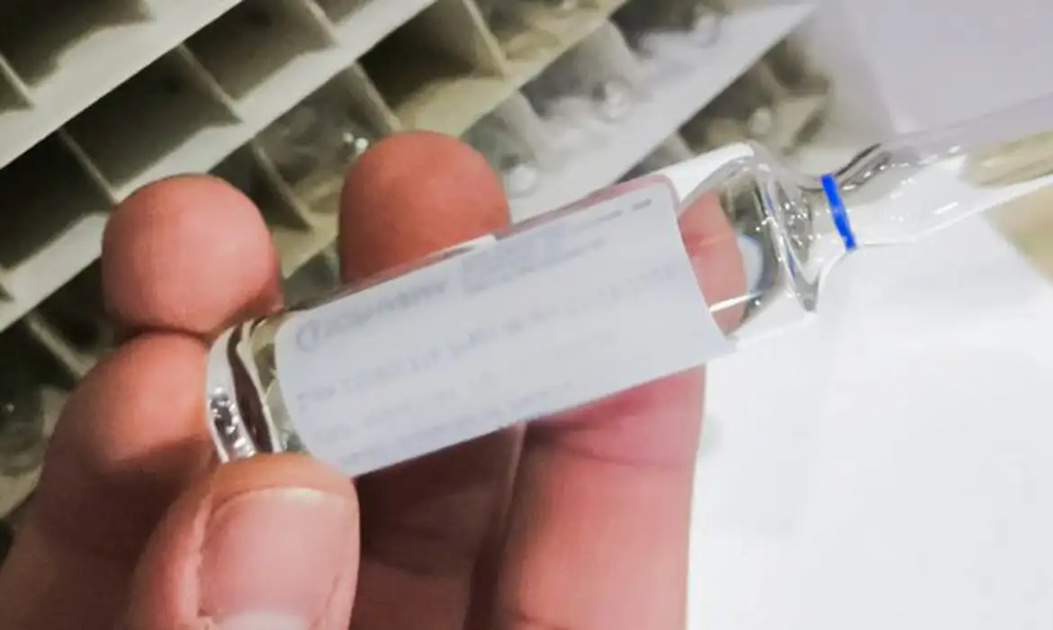 Antídoto contra intoxicação por metanol está disponível em 9 estados 