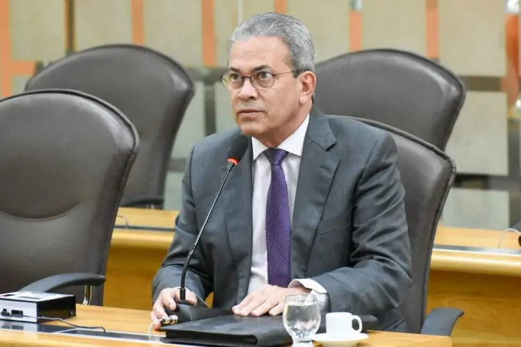 Assembleia discute lei que obriga escolas a terem curso de primeiros socorros
