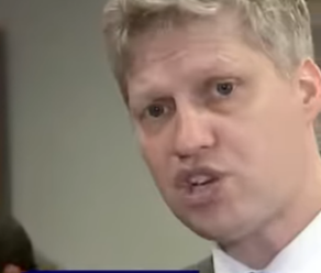 FireShot Capture 443 - DEPUTADO AFIRMA QUE GOVERNO ESTA COM MEDO DA CPMI DO INSS - YouTube_ - [www.youtube.com].png