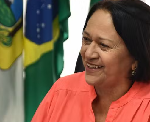 governadora-fatima-bezerra-elisa-elsie.avif