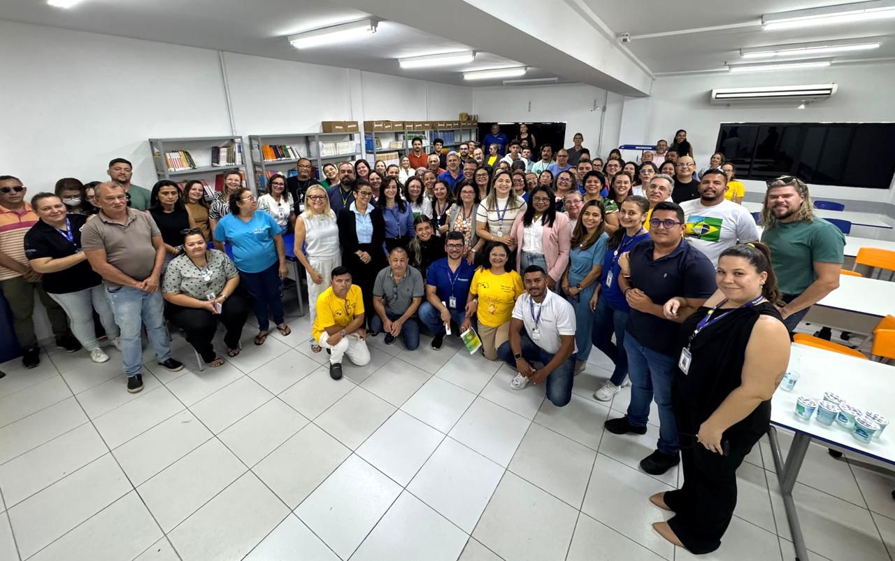 Gestão em Parnamirim inicia pagamento da recomposição salarial dos professores da rede municipal