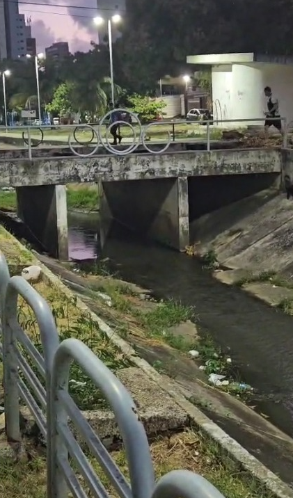 CAERN precisa encontrar uma solução definitiva para os esgotos clandestinos no Canal do Baldo
