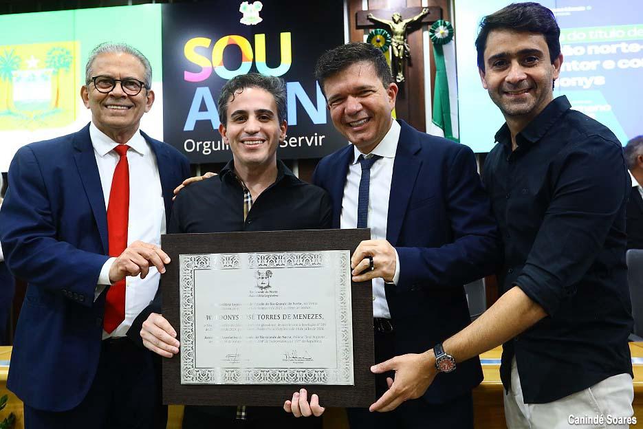 Waldonys recebe título de cidadão do RN: 