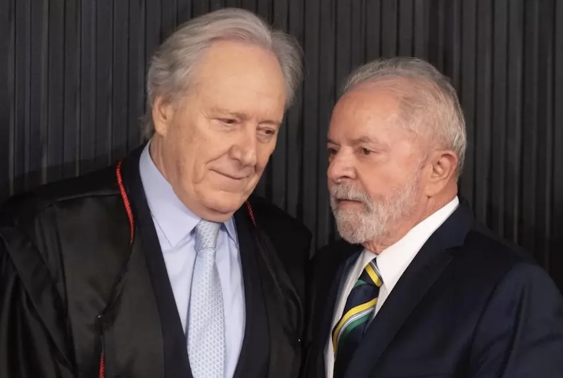 Lula e Lewandowski não lamentam morte de 4 policiais