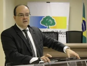 Jos_Augusto_Peres_Filho-300x229.webp