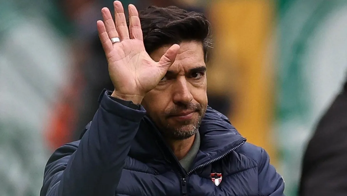 Abel-Ferreira-treinador-do-Palmeiras-e1760270673879.webp
