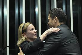 Gleisi nega negociação de cargos e tenta contornar crise após Alcolumbre subir o tom contra o governo