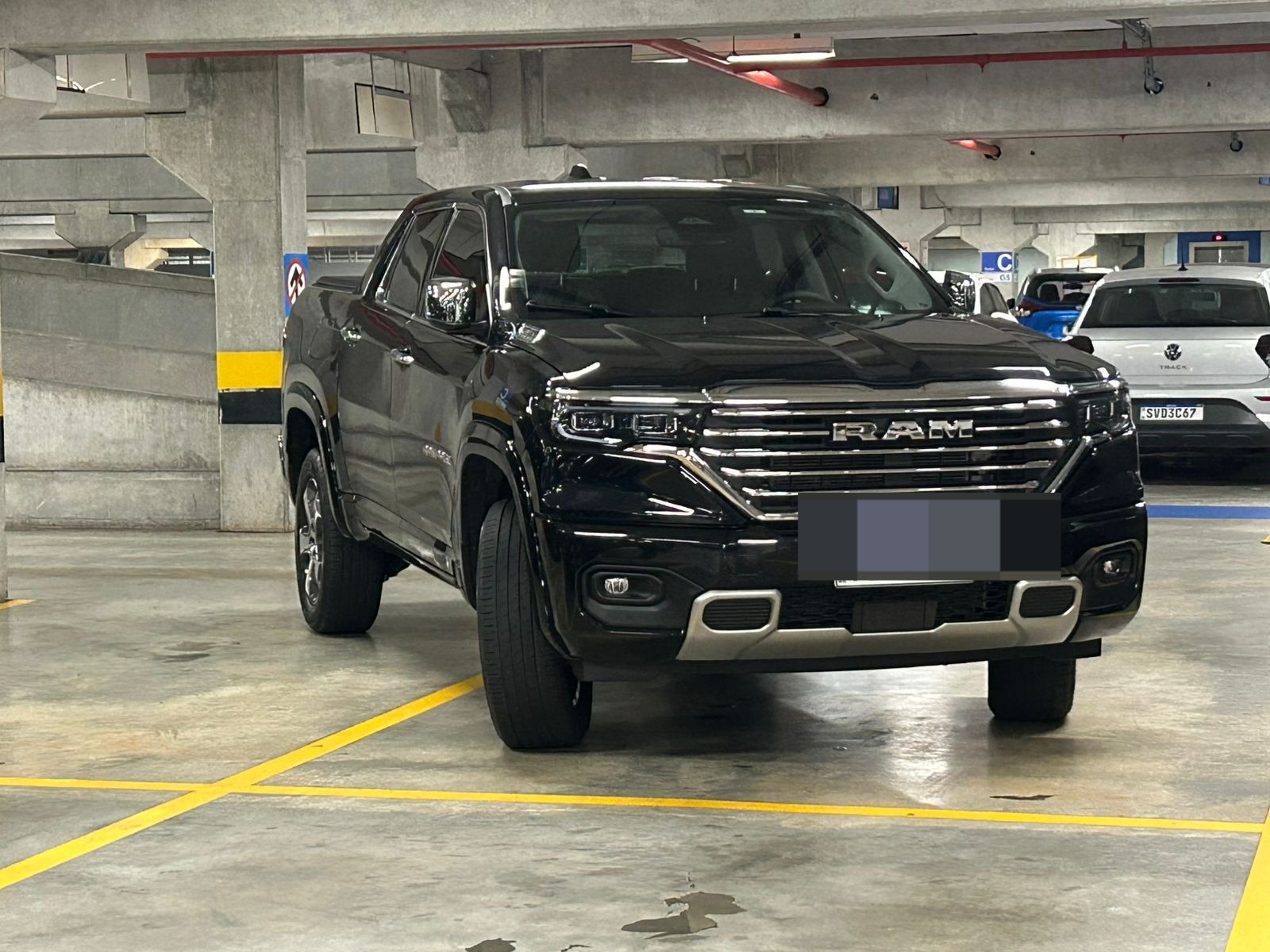 Midway: Tamanho do carro é proporcional à falta de noção do dono