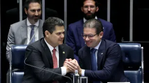 Presidentes da Câmara e do Senado não vão a ato do 8 de Janeiro no Planalto hugo motta alcolumbre
