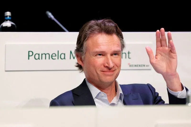 CEO da Heineken renuncia ao cargo diante de vendas mais fracas