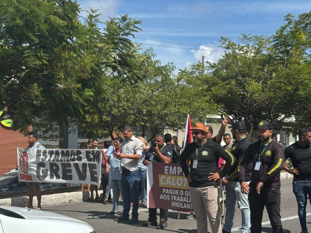protesto vigilantes