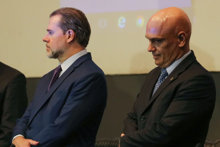 ministros-stf-superior-tribunal-federal-alexandre-de-moraes-e-dias-toffoli-metropoles-3-scaled.webp