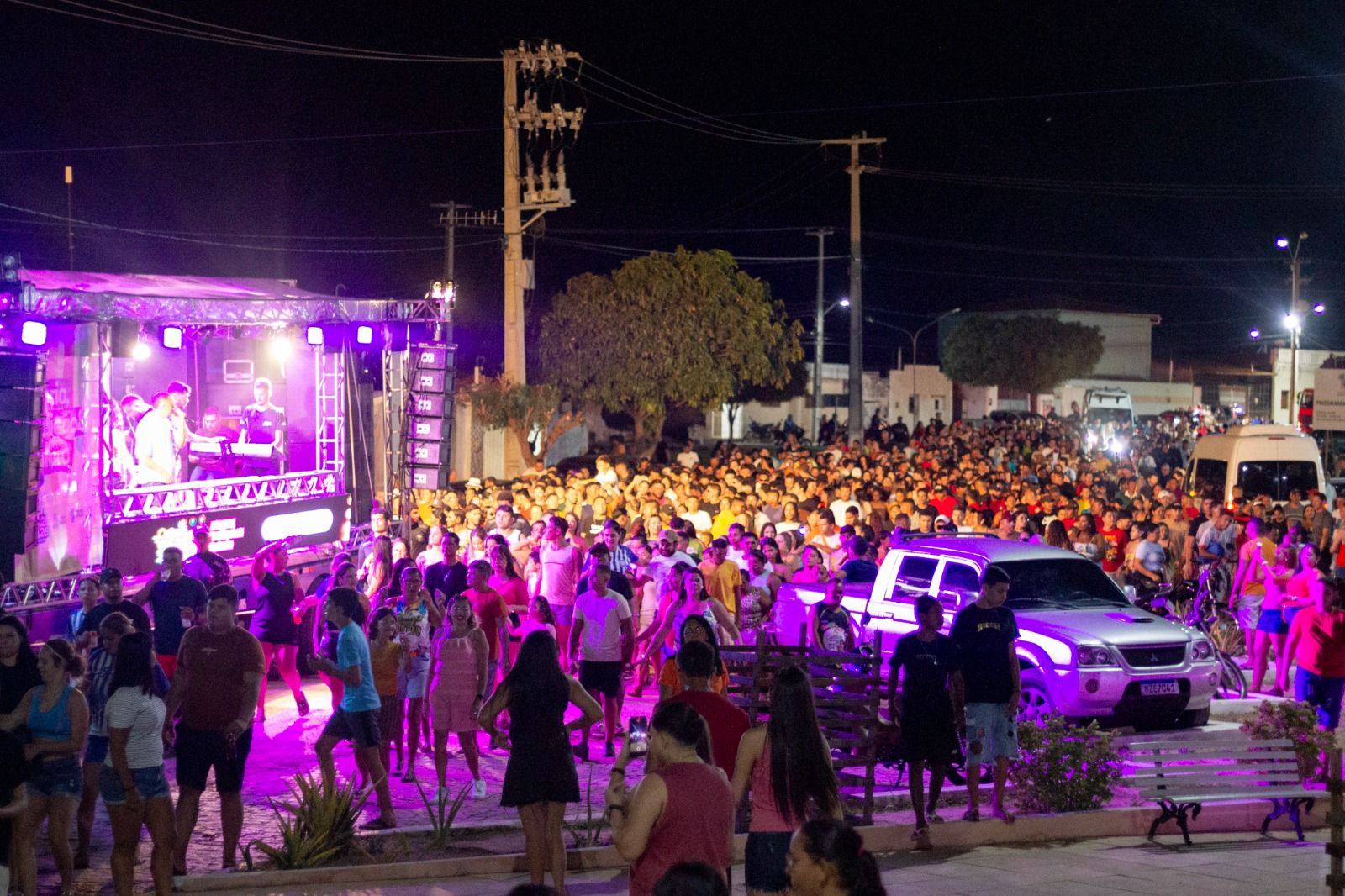Arrastão com Bonde do Gra Gra abre oficialmente o Carnaval de Pedro Avelino 2026 