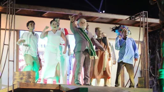 desfile carnaval lula