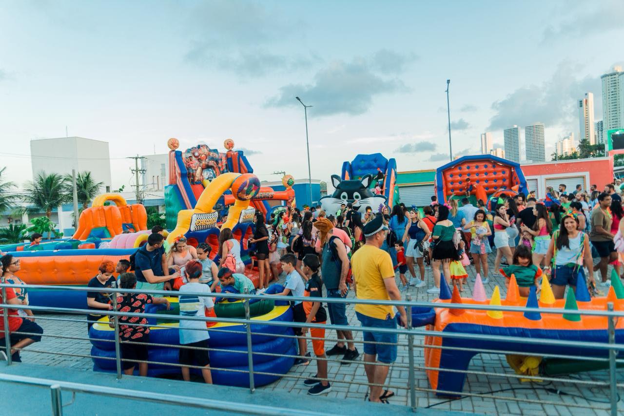 Bloquinho Me Leva Mamãe reúne atrações infantis e programação especial neste sábado (28), no Viva Park Brasil