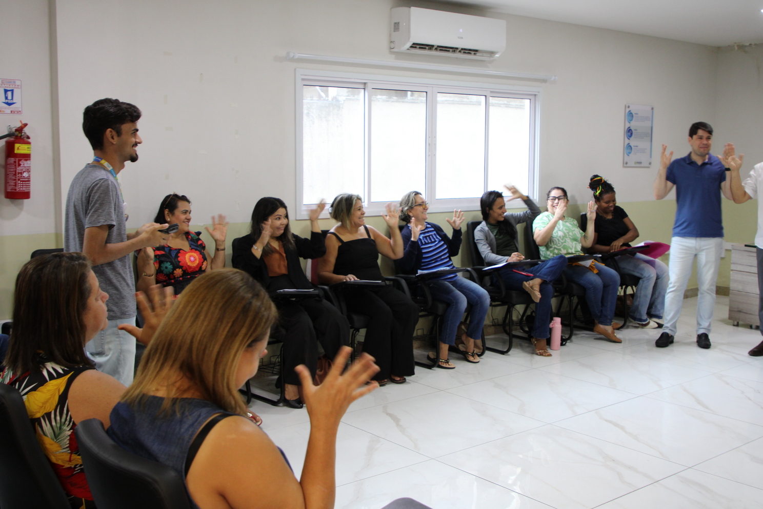 curso-de-libras-2.jpg