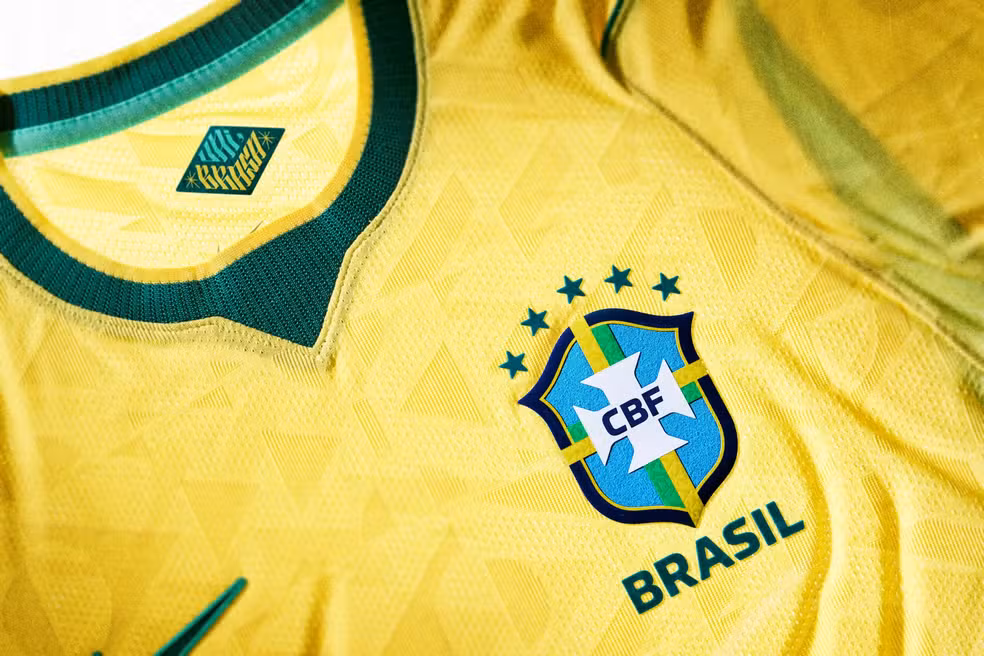 nike-football-x-brasil-home-kit-details-low-iii.avif