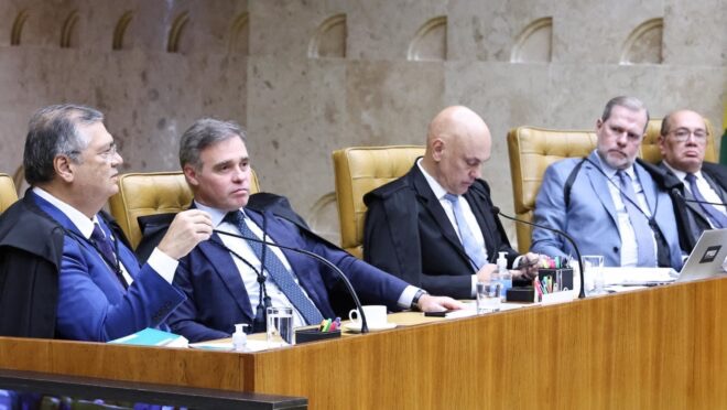 Flávio Dino, André Mendonça, Alexandre de Moraes, Dias Toffoli e Gilmar Mendes no julgamento que encerrou a CPMI do INSS (Foto: Antonio Augusto/STF)