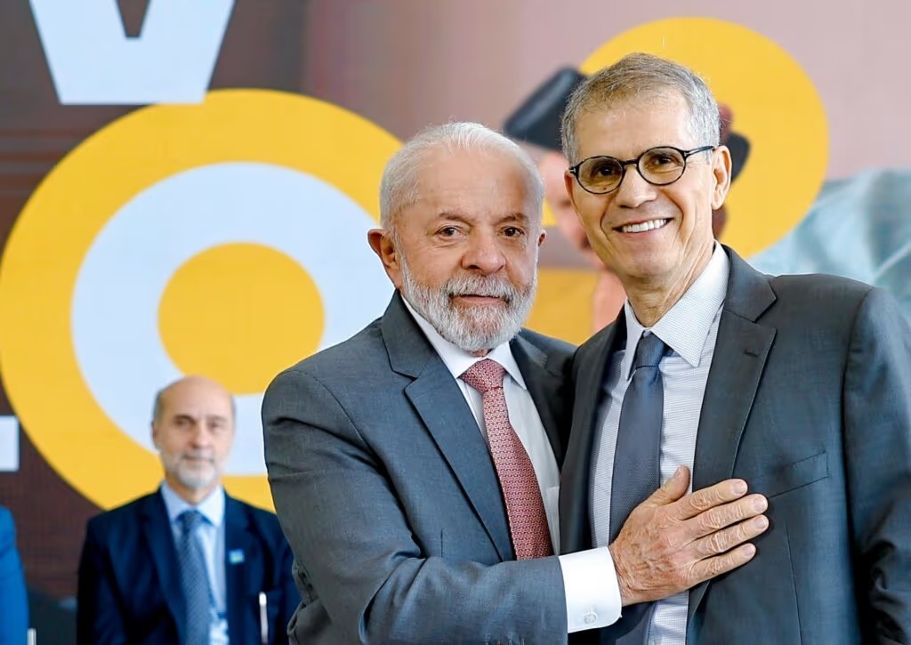 Lula e Sidônio Palmeira. Reprodução/redes sociais