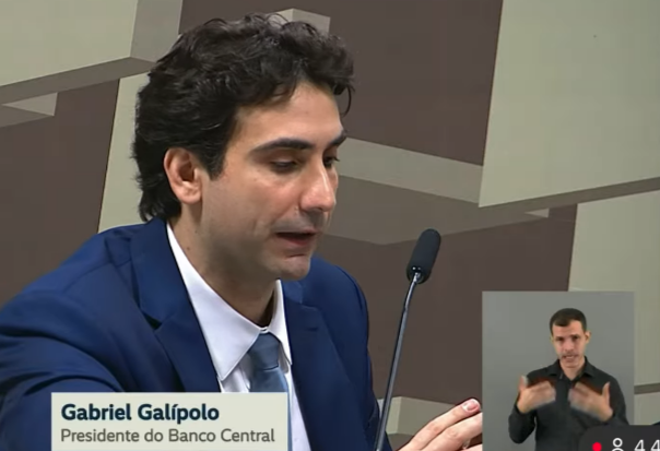 FireShot Capture 1276 - GALIPOLO DETALHA REUNIÃO COM LULA, VORCARO E MORAES - YouTube_ - [www.youtube.com].png