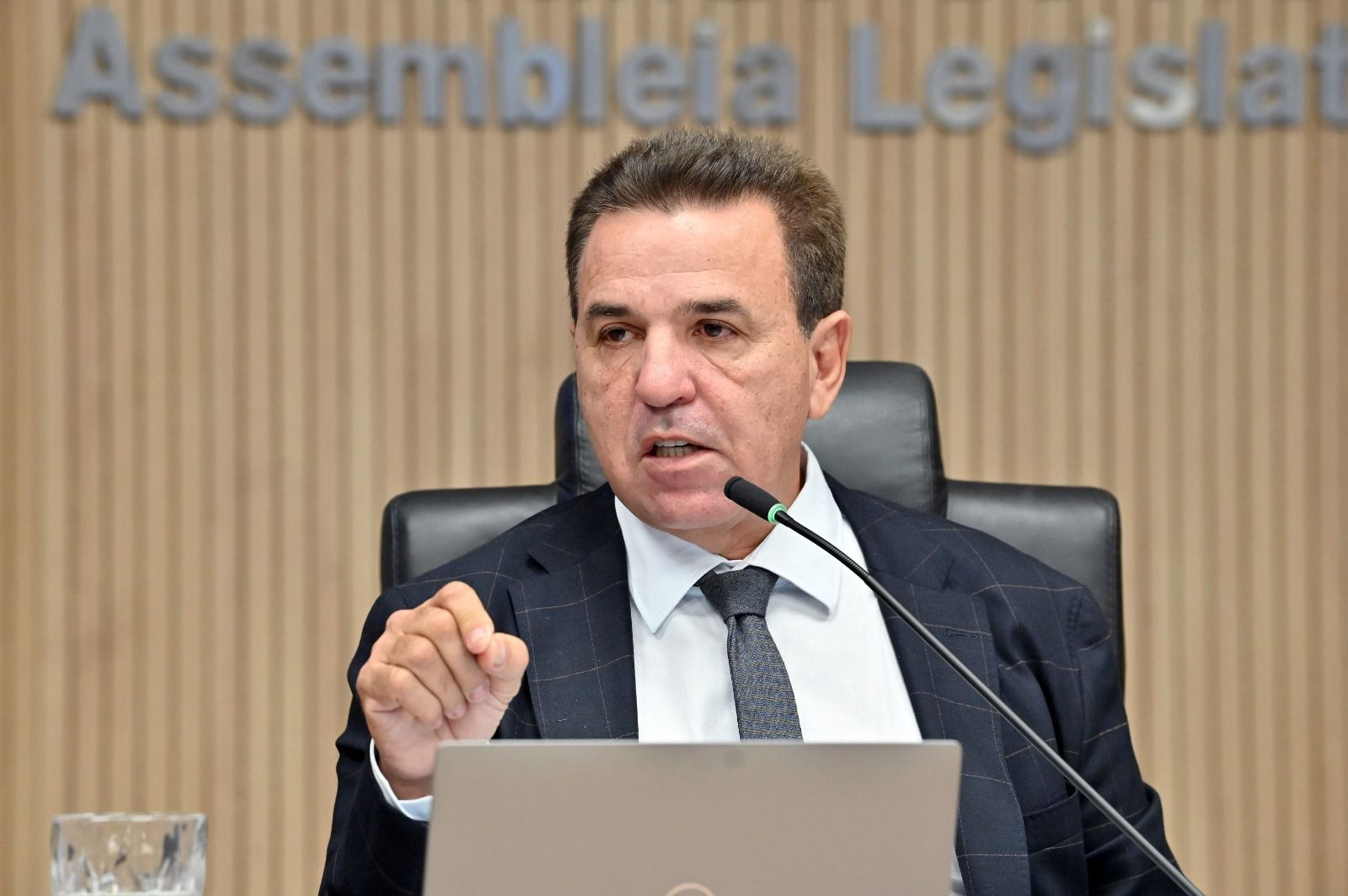 Deputado Luiz Eduardo repercute aumento histórico da carga tributária e alerta para impactos na economia