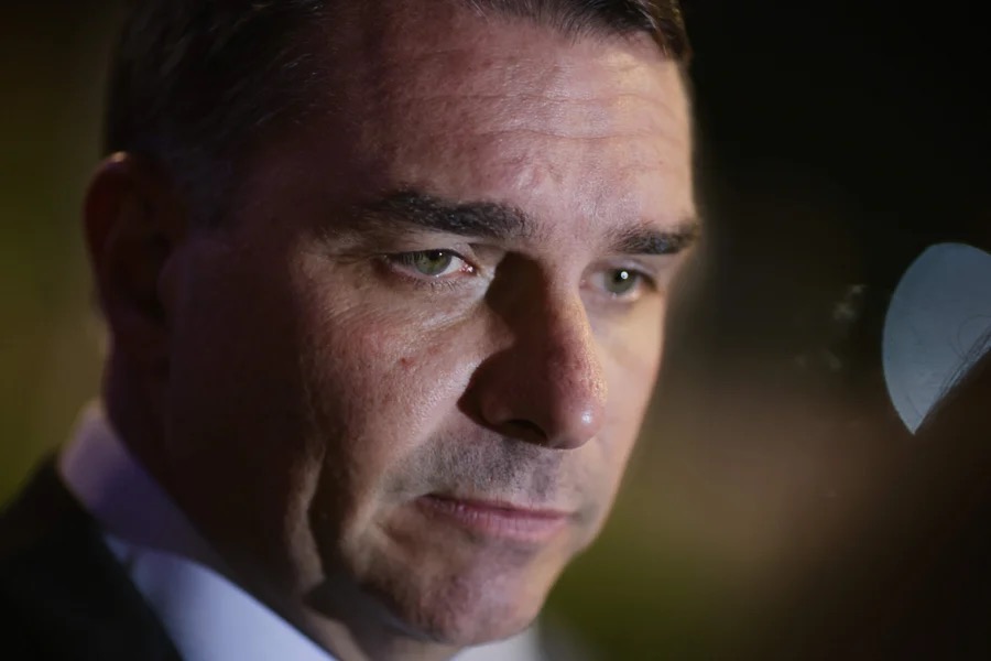 FLÁVIO BOLSONARO