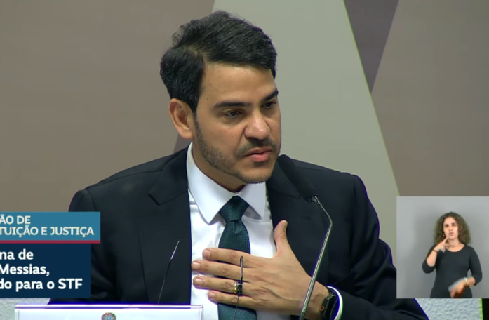 FireShot Capture 1344 - Ao vivo_ CCJ sabatina Jorge Messias, indicado ao cargo de ministro_ - [www.youtube.com].png