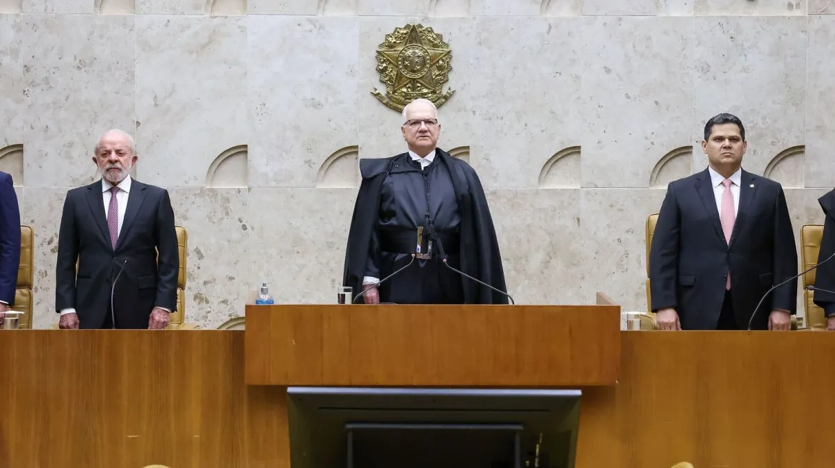 Lula, Alexandre de Moraes e Davi alcolumbre 